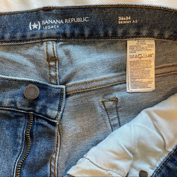 Mens Banana Republic Jeans in Medium Light Wash, Slim fit 36x34 - Picture 2 of 4